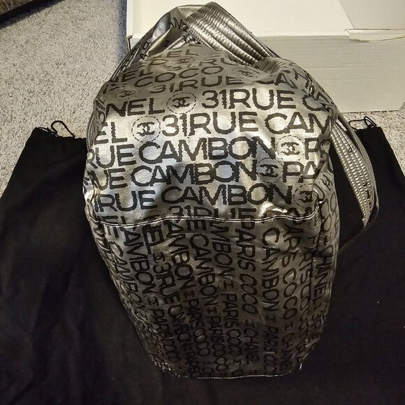 Authentic Chanel Unlimited Logo Tote Bag -full set - Picture 6 of 16